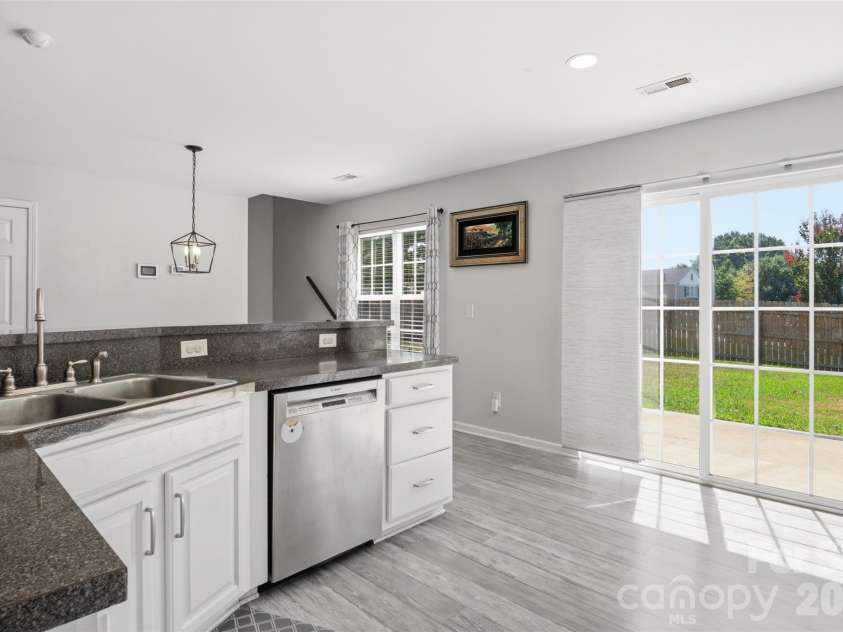 377 Pelling Drive, York, SC 29745.  MLS# CAR4405806, YatesRealty ID 39459. 