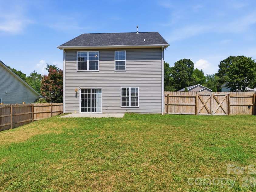 377 Pelling Drive, York, SC 29745.  MLS# CAR4405806, YatesRealty ID 39459. 