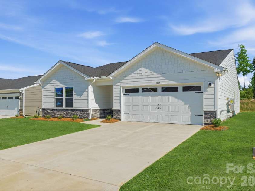 1484 Ardmore Drive, Sherrills Ford, NC 28673.  MLS# CAR4340318, YatesRealty ID 39460. Example Photo