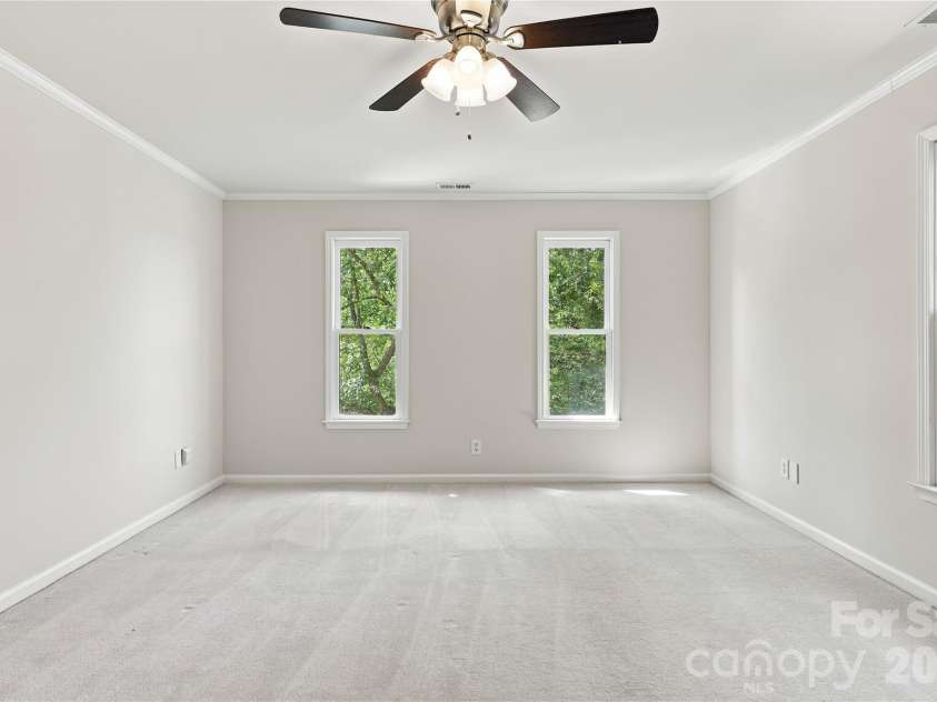122 Tattersall Drive, Statesville, NC 28677.  MLS# CAR4402896, YatesRealty ID 39462. 