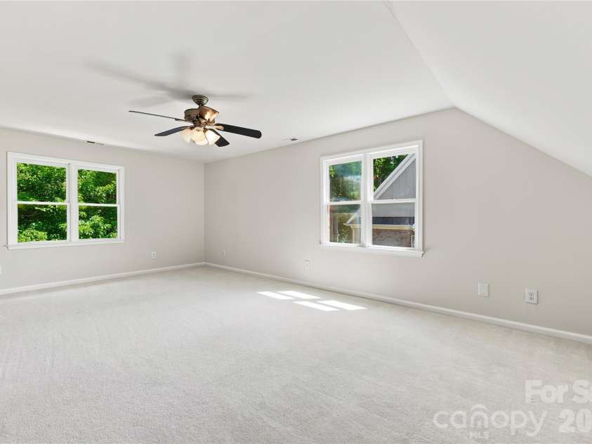 122 Tattersall Drive, Statesville, NC 28677.  MLS# CAR4402896, YatesRealty ID 39462. 