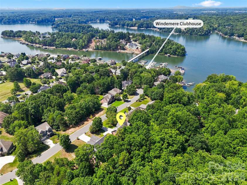 122 Tattersall Drive, Statesville, NC 28677.  MLS# CAR4402896, YatesRealty ID 39462. 