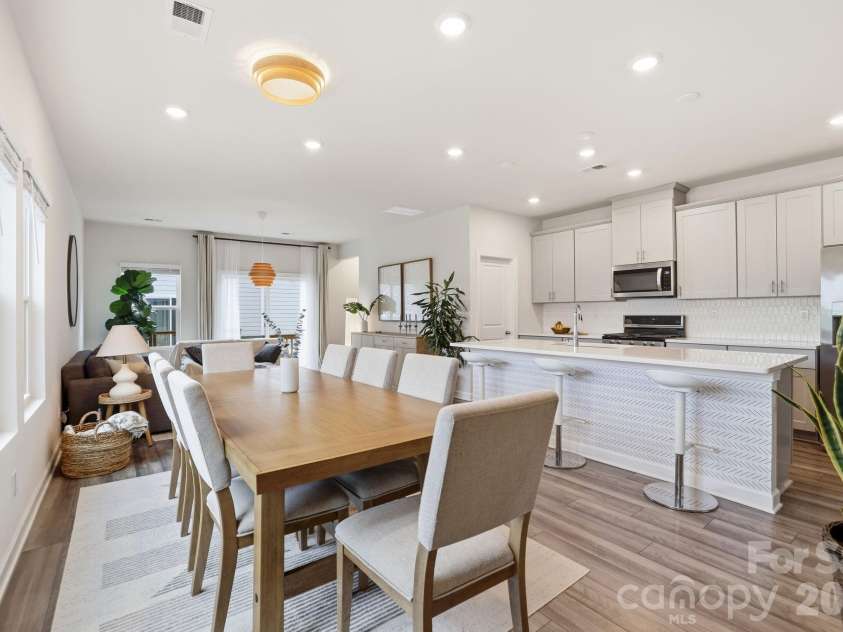 4456 Millennium Avenue, Charlotte, NC 28217.  MLS# CAR4404262, YatesRealty ID 39463. Dining Area