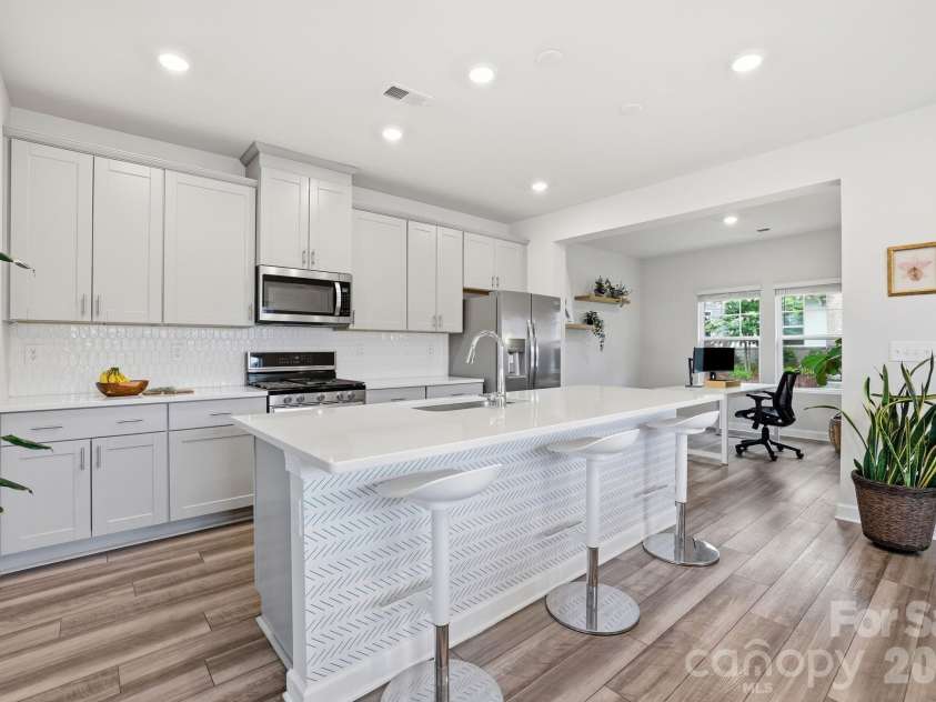 4456 Millennium Avenue, Charlotte, NC 28217.  MLS# CAR4404262, YatesRealty ID 39463. Kitchen
