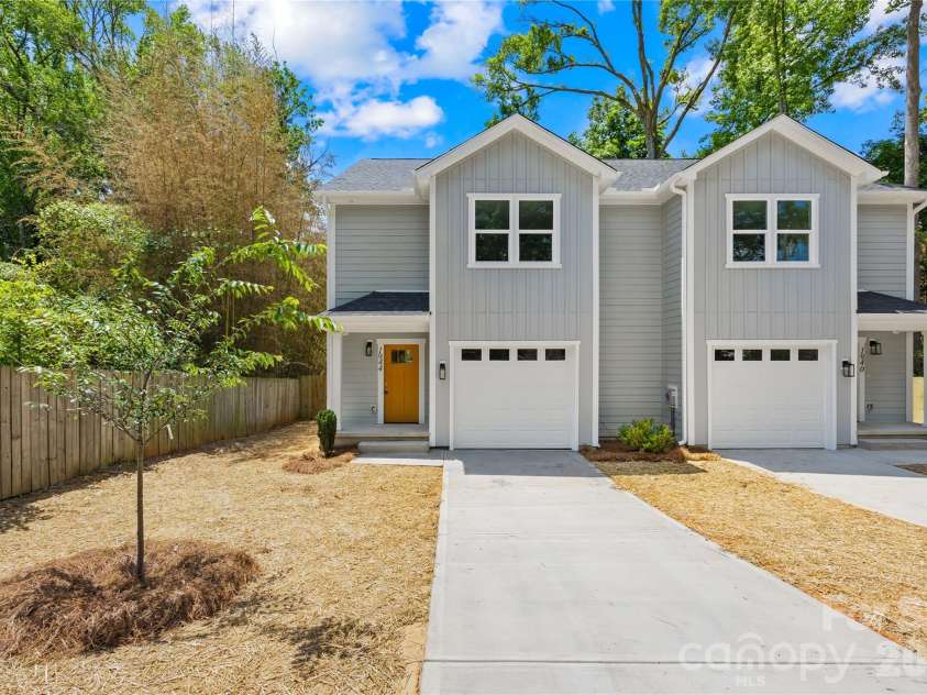 1940 Purser Drive, Charlotte, NC 28215.  MLS# CAR4405320, YatesRealty ID 39464. 
