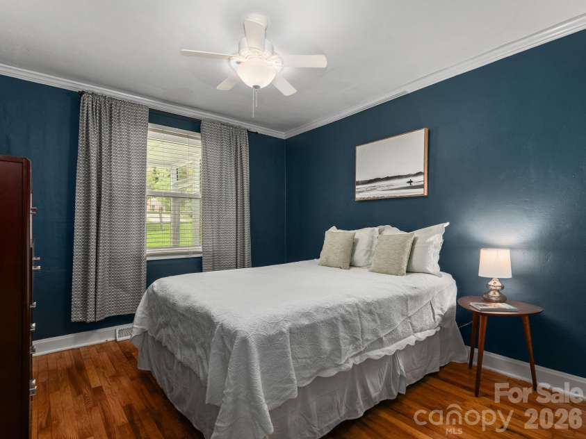 73 Fair Oaks Road, Arden, NC 28704.  MLS# CAR4406154, YatesRealty ID 39466. 