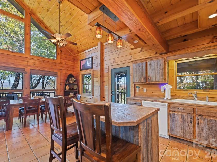 582 Tsalagi Trail, Maggie Valley, NC 28751.  MLS# CAR4406984, YatesRealty ID 39467. 