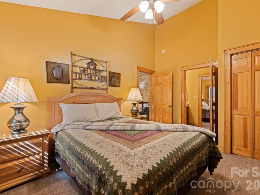 582 Tsalagi Trail, Maggie Valley, NC 28751.  MLS# CAR4406984, YatesRealty ID 39467. 