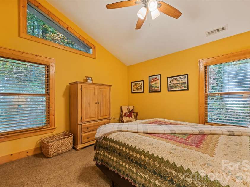 582 Tsalagi Trail, Maggie Valley, NC 28751.  MLS# CAR4406984, YatesRealty ID 39467. 
