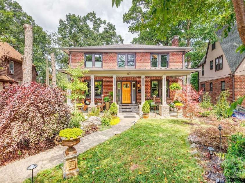 83 Tacoma Circle, Asheville, NC 28801.  MLS# CAR4405409, YatesRealty ID 39468. 