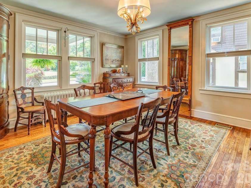 83 Tacoma Circle, Asheville, NC 28801.  MLS# CAR4405409, YatesRealty ID 39468. 