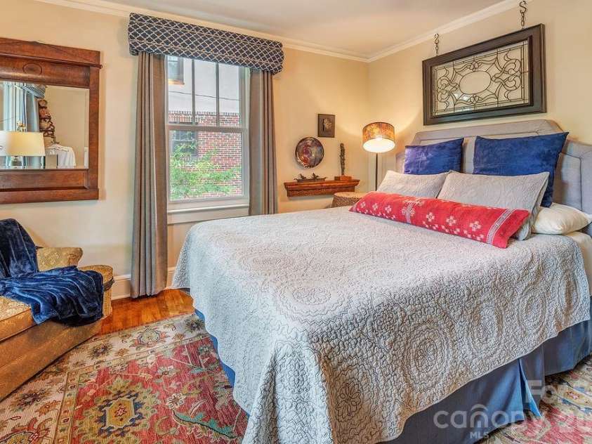 83 Tacoma Circle, Asheville, NC 28801.  MLS# CAR4405409, YatesRealty ID 39468. 