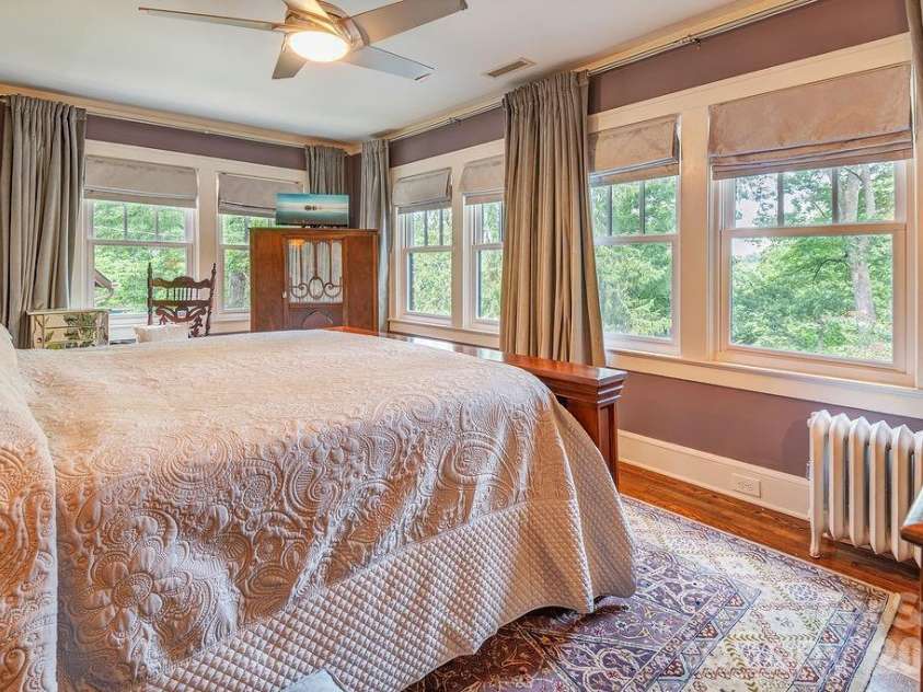 83 Tacoma Circle, Asheville, NC 28801.  MLS# CAR4405409, YatesRealty ID 39468. 