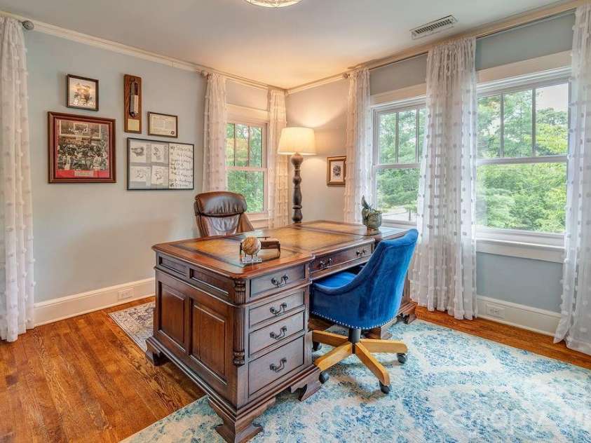 83 Tacoma Circle, Asheville, NC 28801.  MLS# CAR4405409, YatesRealty ID 39468. 