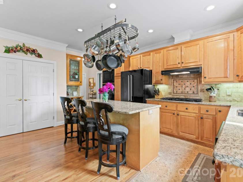247 James Way, Bermuda Run, NC 27006.  MLS# CAR4406052, YatesRealty ID 39469. 