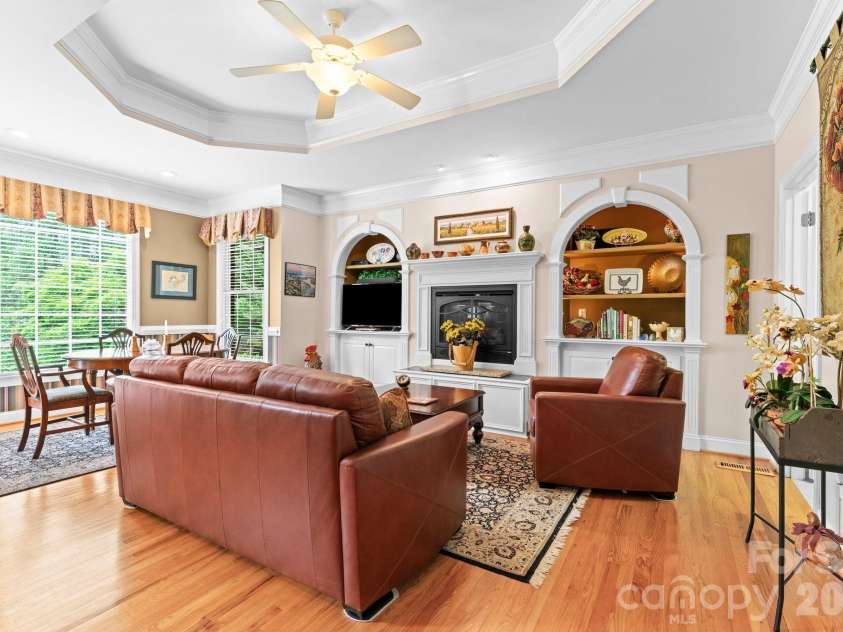 247 James Way, Bermuda Run, NC 27006.  MLS# CAR4406052, YatesRealty ID 39469. 