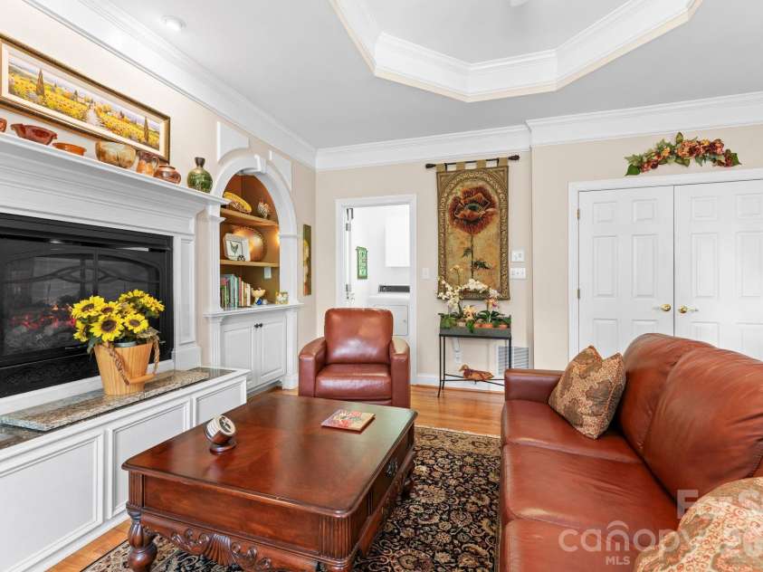 247 James Way, Bermuda Run, NC 27006.  MLS# CAR4406052, YatesRealty ID 39469. 