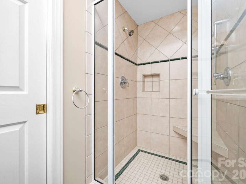 247 James Way, Bermuda Run, NC 27006.  MLS# CAR4406052, YatesRealty ID 39469. 