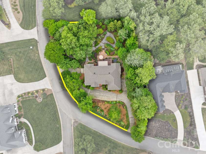 247 James Way, Bermuda Run, NC 27006.  MLS# CAR4406052, YatesRealty ID 39469. Just over one half an acre.
