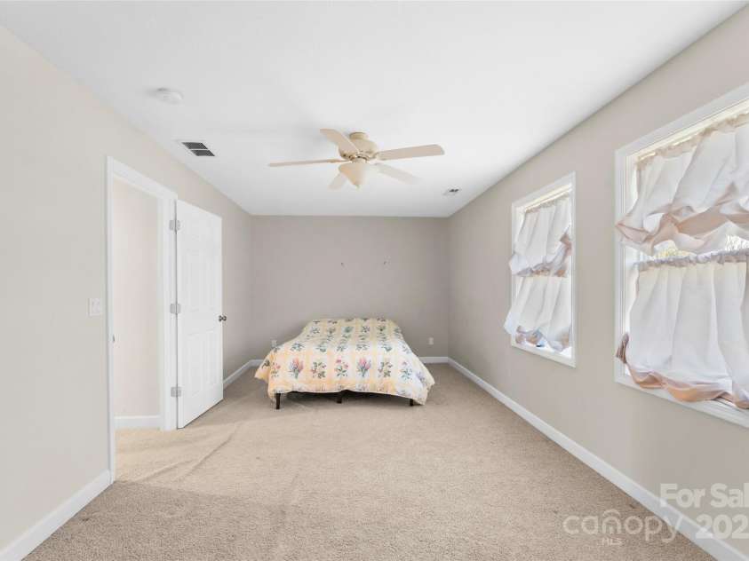 689 Bryson Road, Candler, NC 28715.  MLS# CAR4238250, YatesRealty ID 3947. 