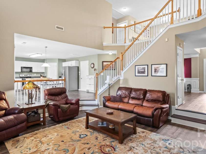 208 Elrosa Road, Mooresville, NC 28115.  MLS# CAR4406949, YatesRealty ID 39473. 