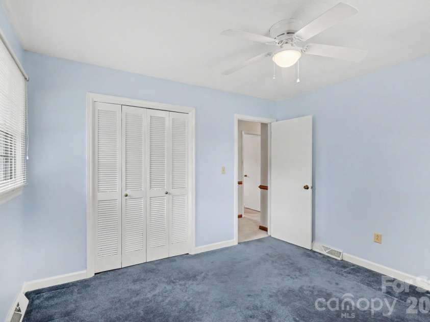 425 Valhalla Drive, Harrisburg, NC 28075.  MLS# CAR4405585, YatesRealty ID 39474. Bedroom 3