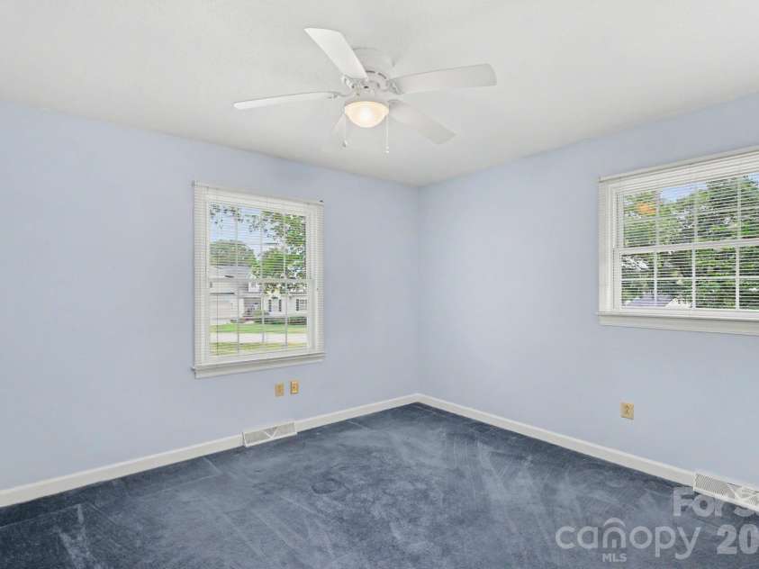 425 Valhalla Drive, Harrisburg, NC 28075.  MLS# CAR4405585, YatesRealty ID 39474. Bedroom 3