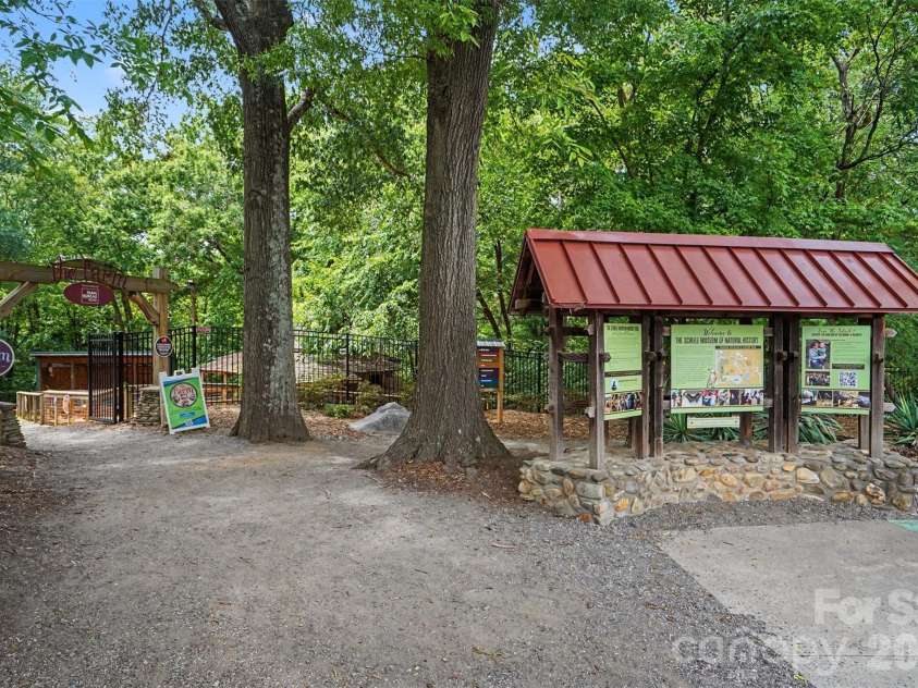 2647 Ruby Dixon Crossing Drive, Gastonia, NC 28056.  MLS# CAR4402211, YatesRealty ID 39475. Crowders Mountain