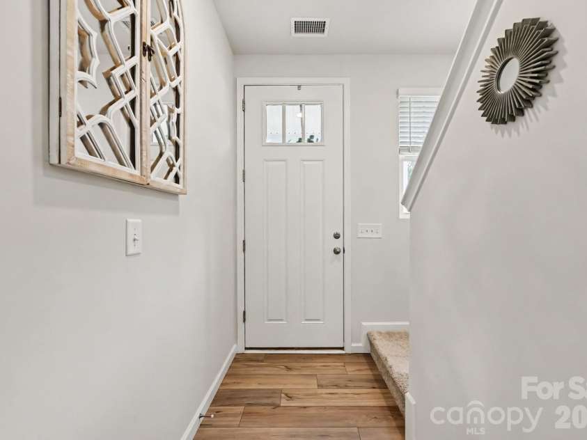 2647 Ruby Dixon Crossing Drive, Gastonia, NC 28056.  MLS# CAR4402211, YatesRealty ID 39475. Entryway