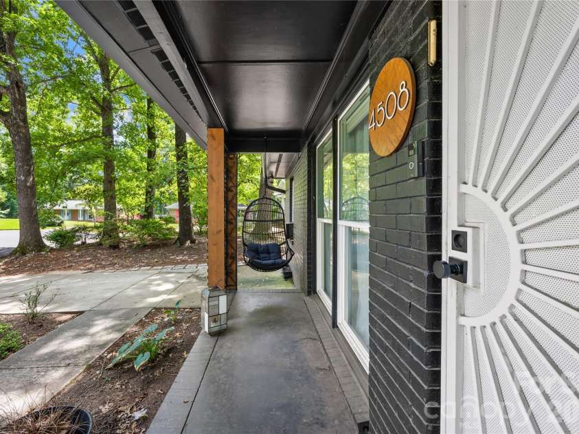 4508 Ivanhoe Place, Charlotte, NC 28205.  MLS# CAR4405275, YatesRealty ID 39479. 
