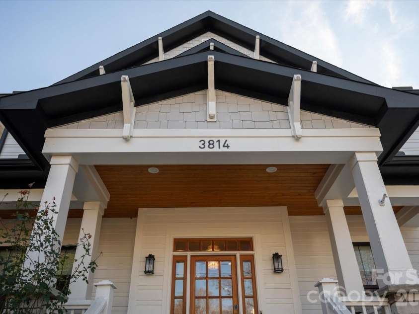 3814 Churchill Road, Charlotte, NC 28211.  MLS# CAR4353269, YatesRealty ID 3948. 