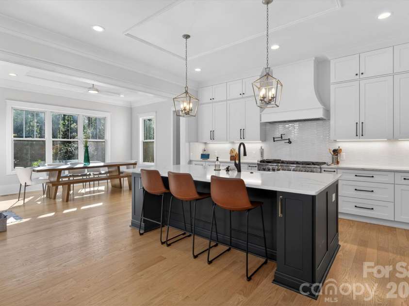 3814 Churchill Road, Charlotte, NC 28211.  MLS# CAR4353269, YatesRealty ID 3948. 