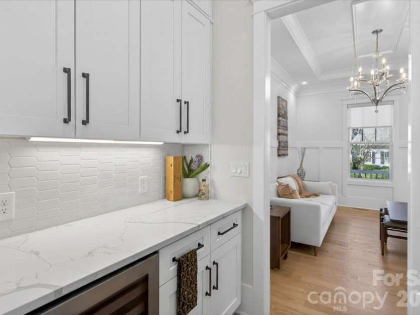 3814 Churchill Road, Charlotte, NC 28211.  MLS# CAR4353269, YatesRealty ID 3948. 