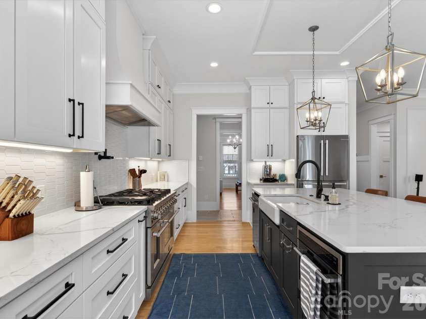 3814 Churchill Road, Charlotte, NC 28211.  MLS# CAR4353269, YatesRealty ID 3948. 