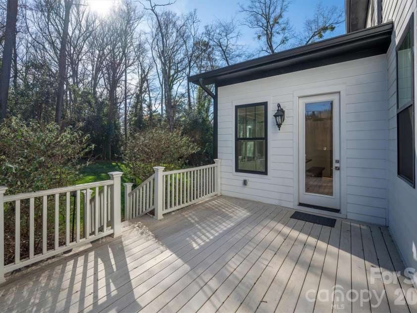 3814 Churchill Road, Charlotte, NC 28211.  MLS# CAR4353269, YatesRealty ID 3948. 