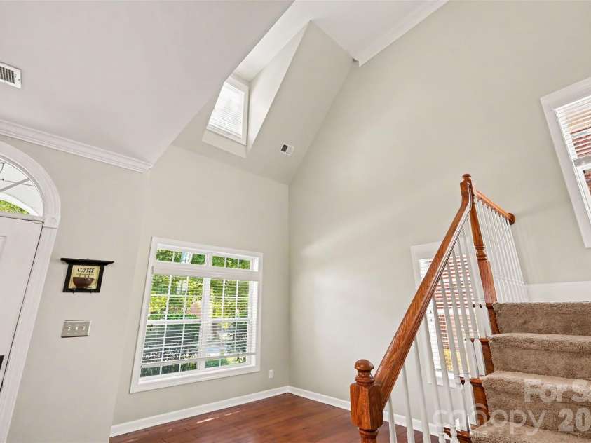 2400 River Oaks Drive, Waxhaw, NC 28173.  MLS# CAR4405322, YatesRealty ID 39481. 
