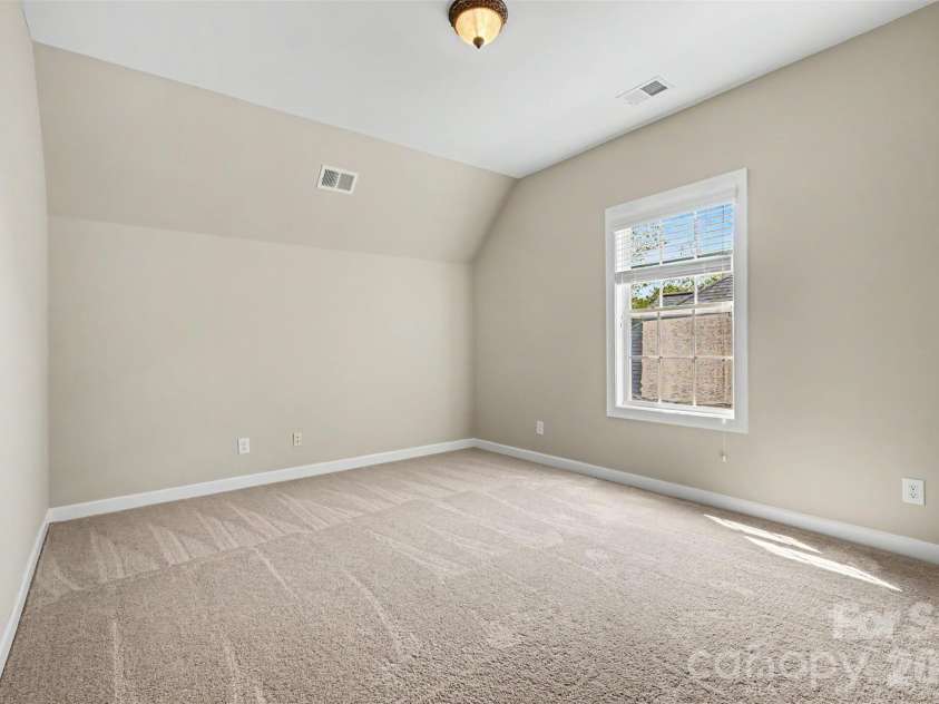 2400 River Oaks Drive, Waxhaw, NC 28173.  MLS# CAR4405322, YatesRealty ID 39481. 