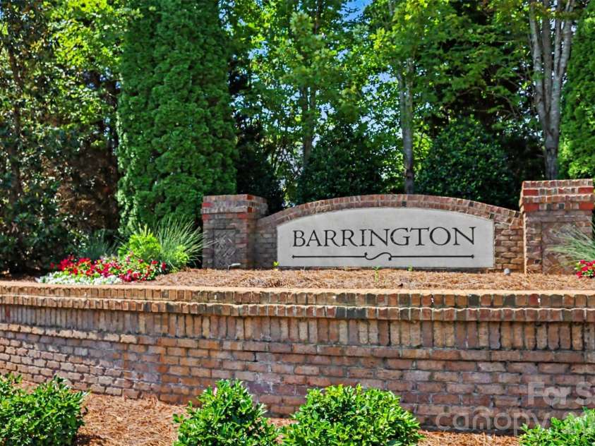 2400 River Oaks Drive, Waxhaw, NC 28173.  MLS# CAR4405322, YatesRealty ID 39481. 