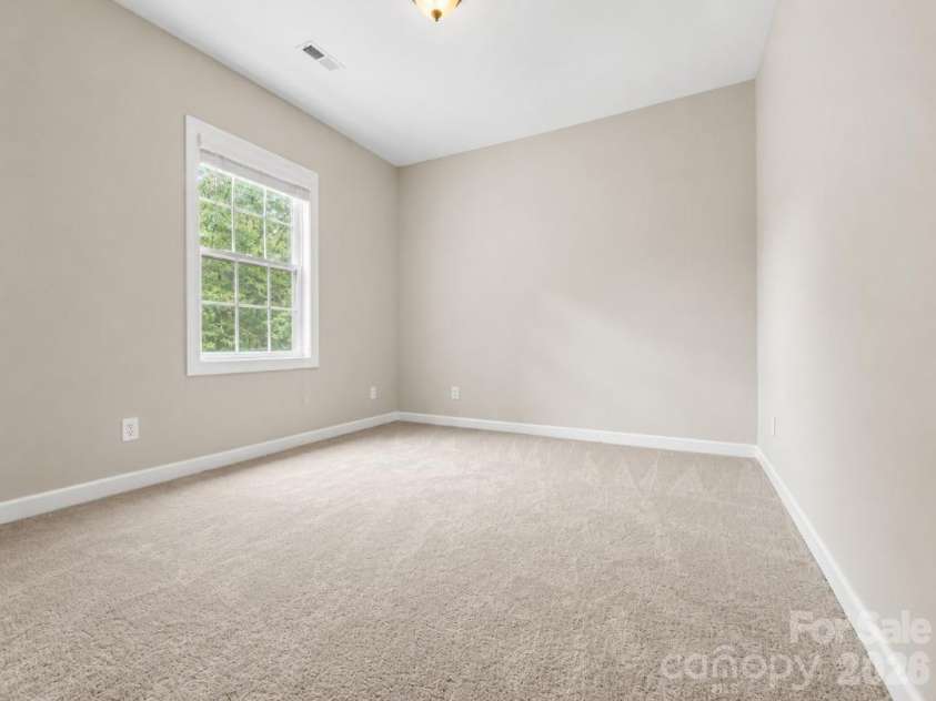 2400 River Oaks Drive, Waxhaw, NC 28173.  MLS# CAR4405322, YatesRealty ID 39481. 