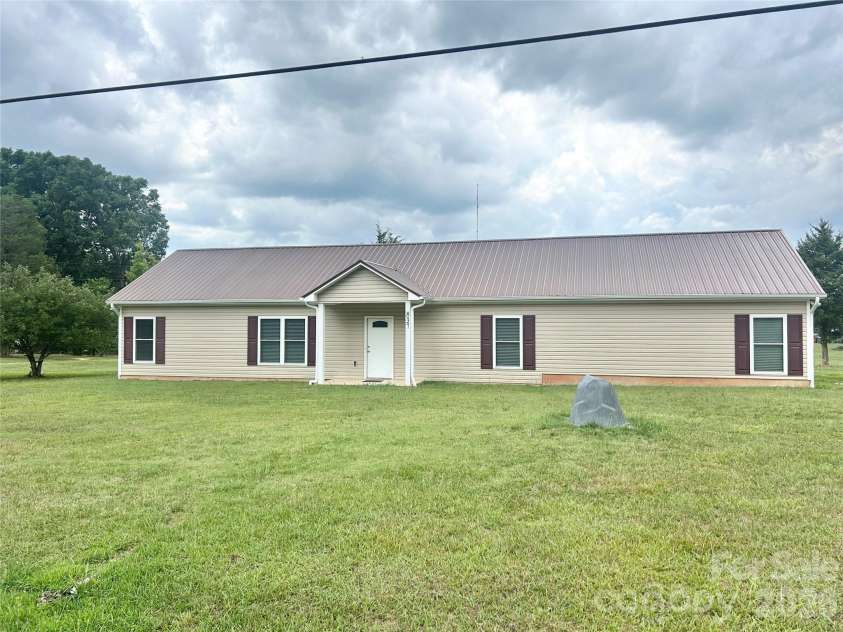 837 Upper Spencer Mountain Road, Gaston, NC 28164.  MLS# CAR4407024, YatesRealty ID 39482. 