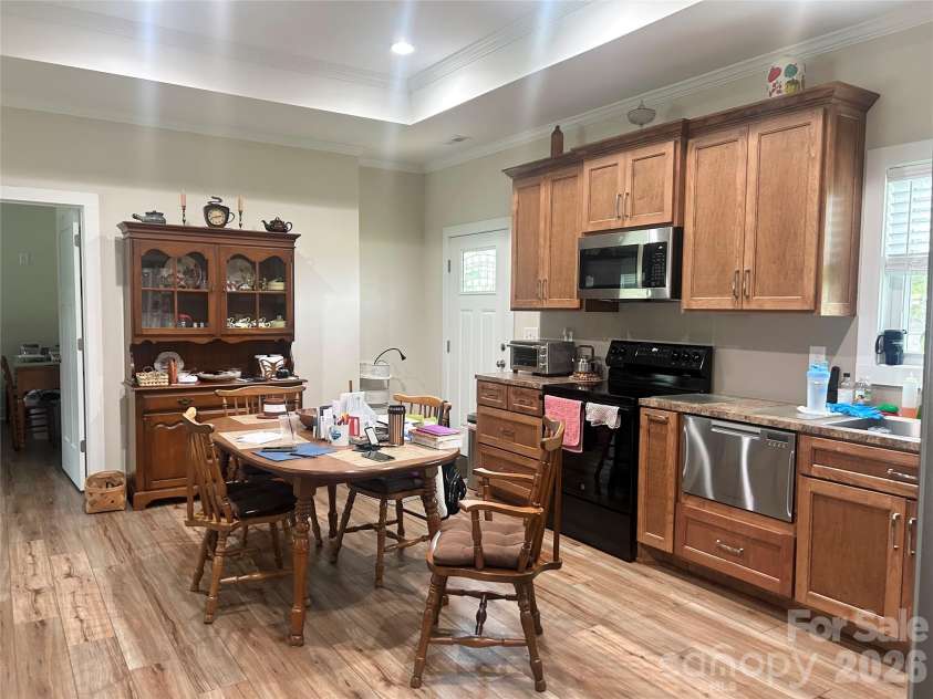 837 Upper Spencer Mountain Road, Gaston, NC 28164.  MLS# CAR4407024, YatesRealty ID 39482. Kitchen/Dining