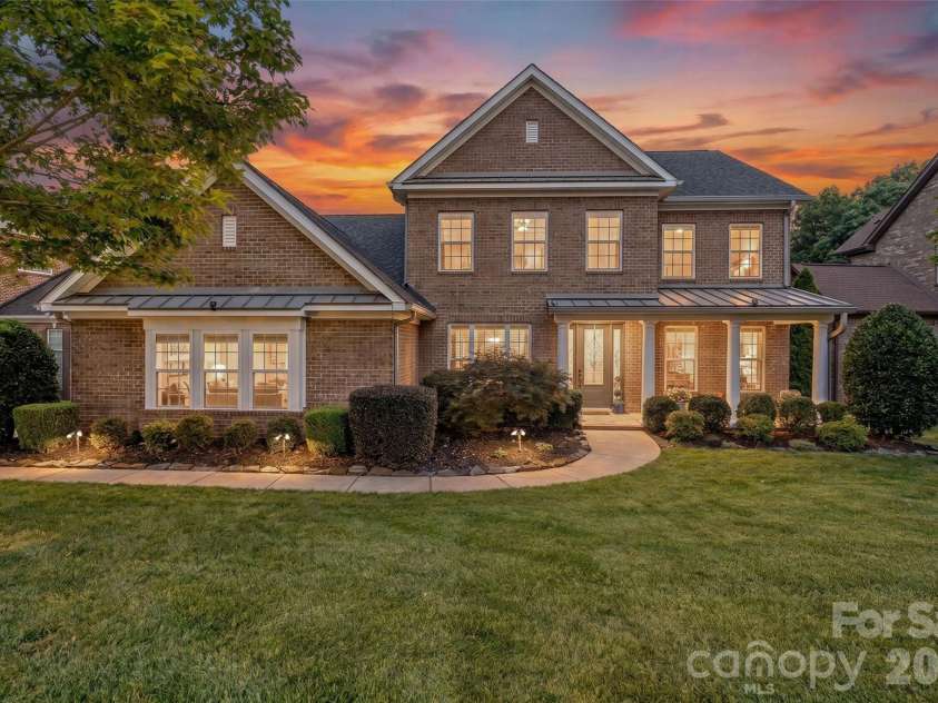 914 Oleander Lane, Waxhaw, NC 28173.  MLS# CAR4404895, YatesRealty ID 39484. 