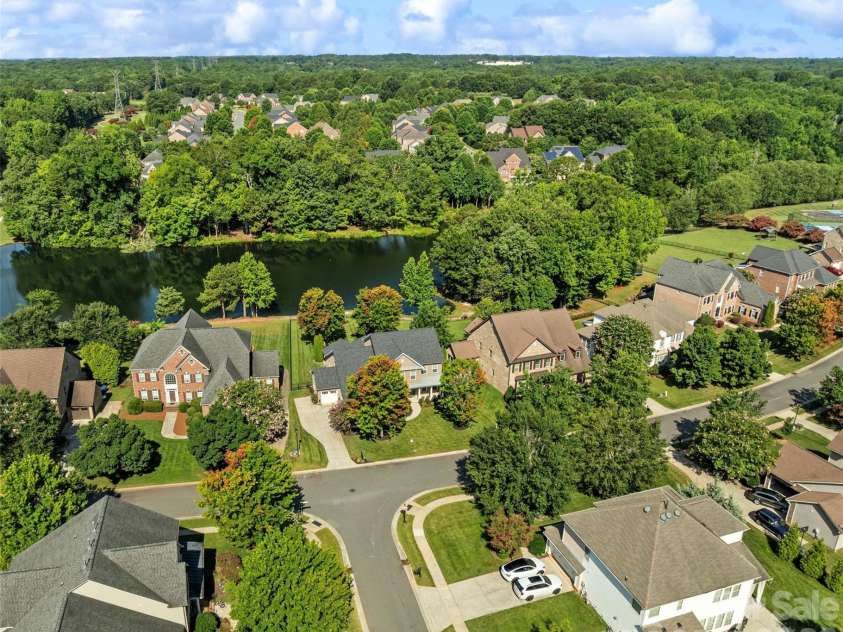 914 Oleander Lane, Waxhaw, NC 28173.  MLS# CAR4404895, YatesRealty ID 39484. 