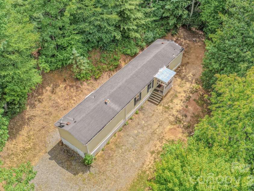 23 Tom Worley Road, Leicester, NC 28748.  MLS# CAR4406985, YatesRealty ID 39486. 