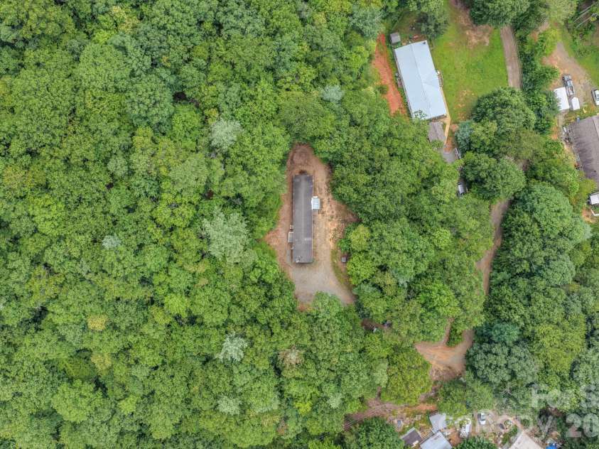 23 Tom Worley Road, Leicester, NC 28748.  MLS# CAR4406985, YatesRealty ID 39486. 