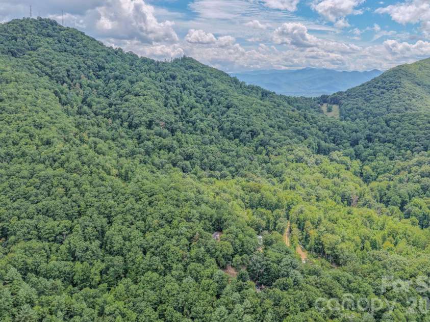 23 Tom Worley Road, Leicester, NC 28748.  MLS# CAR4406985, YatesRealty ID 39486. 