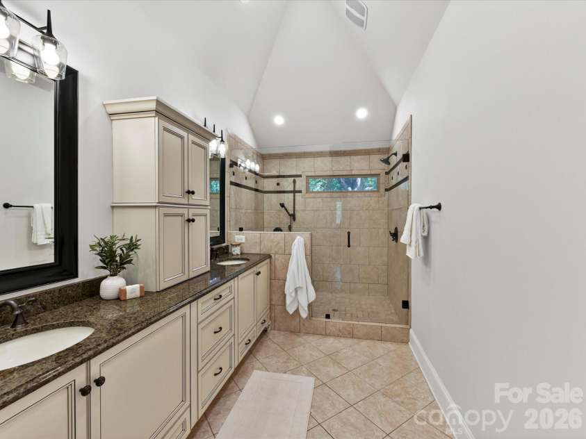 2630 Alanby Lane, Charlotte, NC 28270.  MLS# CAR4404061, YatesRealty ID 39487. 