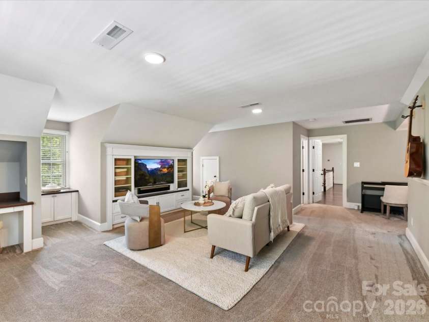2630 Alanby Lane, Charlotte, NC 28270.  MLS# CAR4404061, YatesRealty ID 39487. 