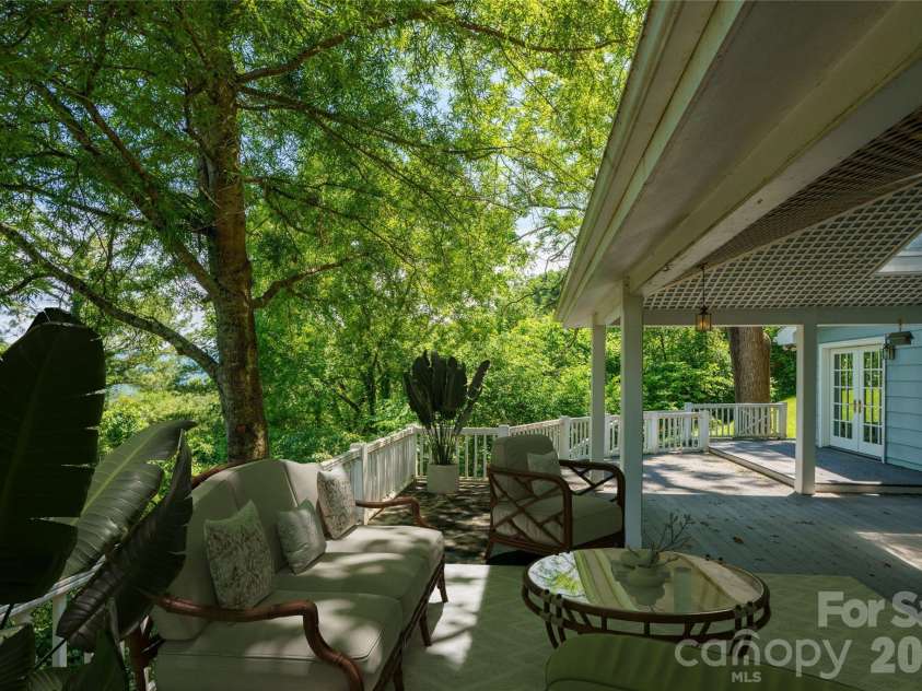 32 Delano Road, Asheville, NC 28805.  MLS# CAR4385729, YatesRealty ID 39488. 
