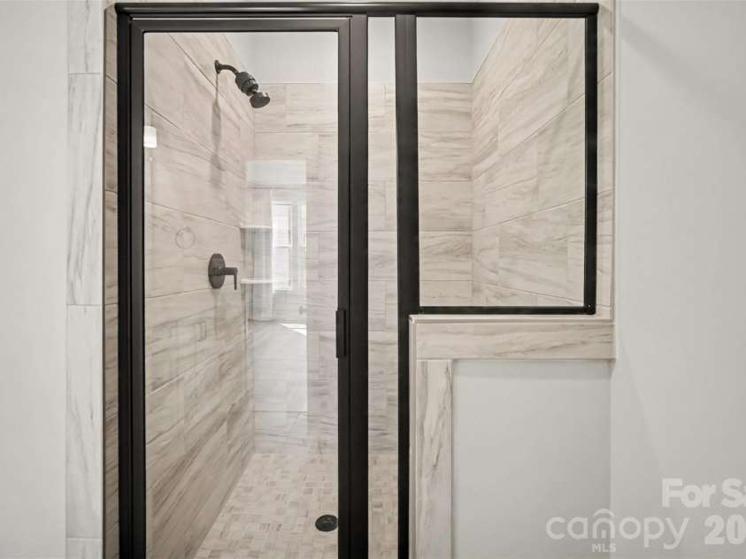 3223 Beans Boulevard, Charlotte, NC 28203.  MLS# CAR4407007, YatesRealty ID 39489. 